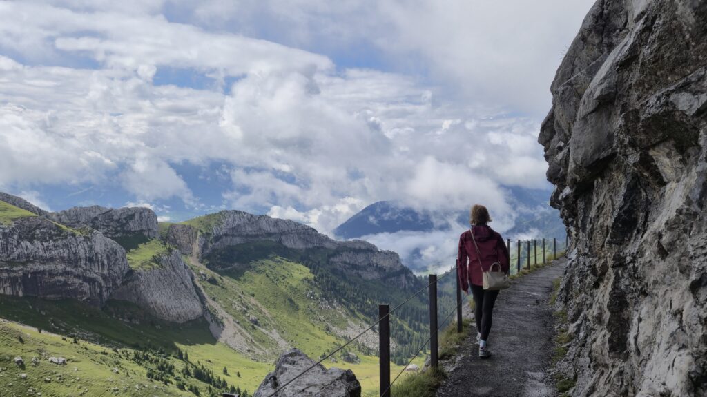 Wandelpad_bij_Mount_Pilatus_Zwitserland
