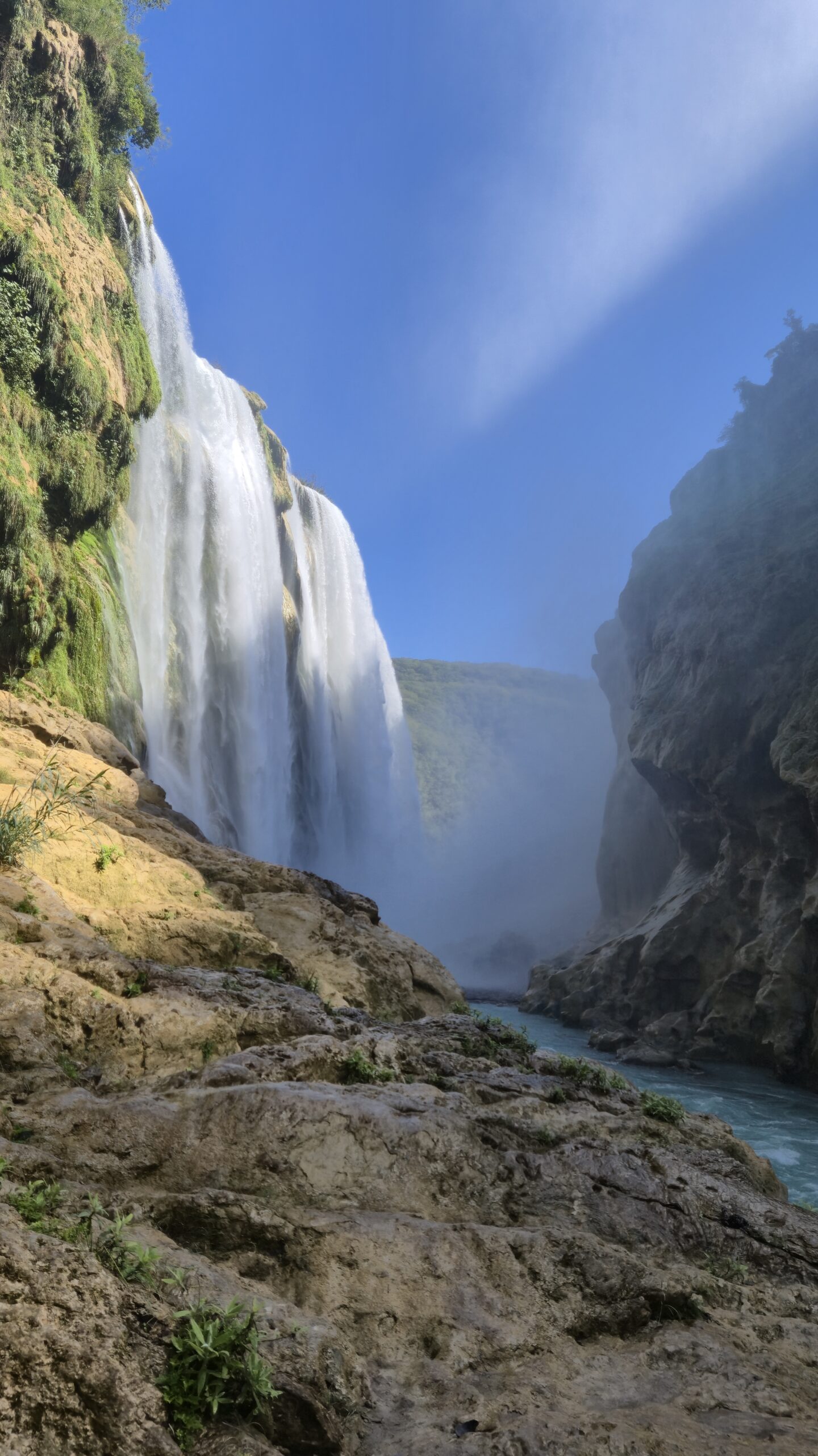 Cascade de Tamul_Roadtrip_Centraal_Mexico