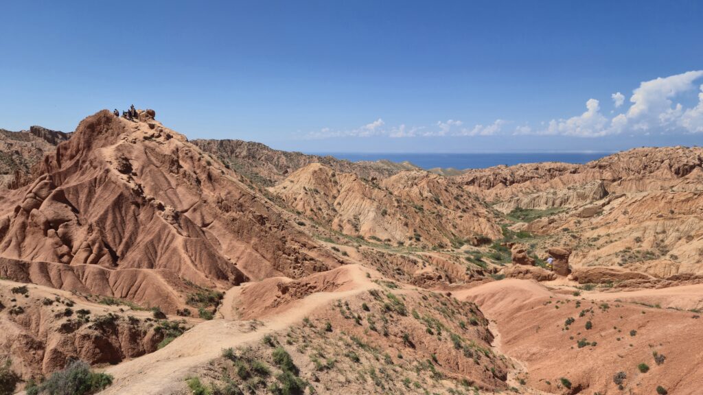Uitzicht over Skazka canyon_mooiste korte wandelingen in Kazachstan en Kirgizië
